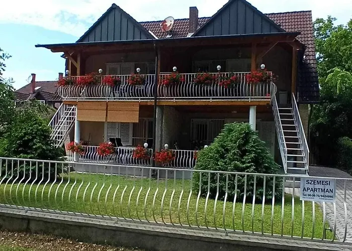 Szemes Balaton Willa *